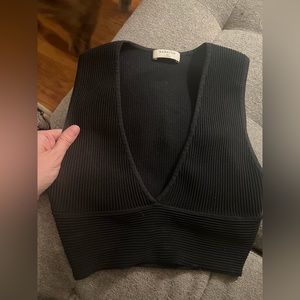 Like New Babaton Aritzia top